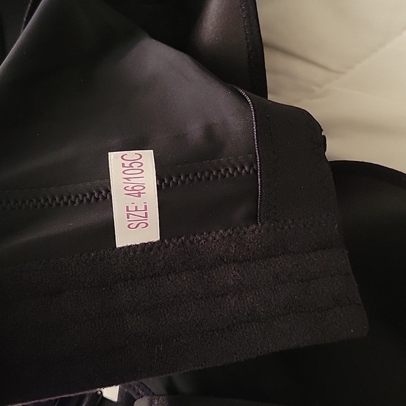 Brand new back slimming Bra - Picture 3 of 3